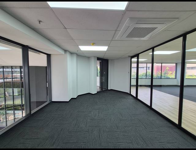 214M² OFFICE TO LET IN SANDOWN